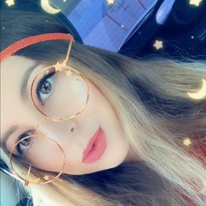 Meet your Posher, Jovana